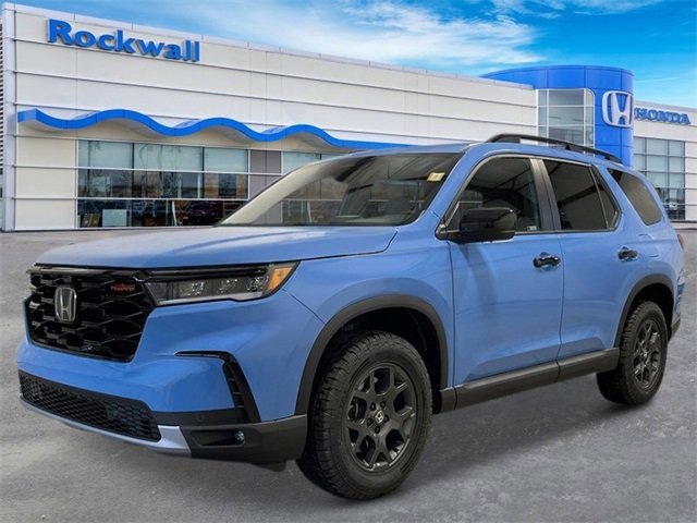 New 2025 Honda Pilot TrailSport