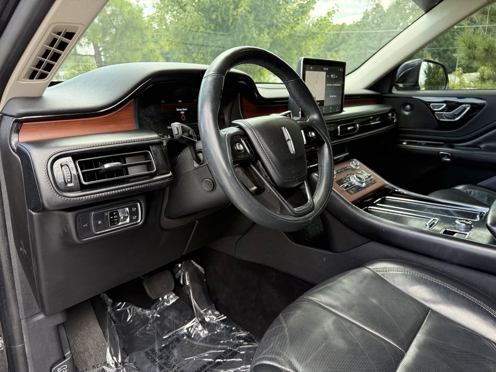 Used 2020 Lincoln Aviator Reserve w/ Elements Package Plus image 21