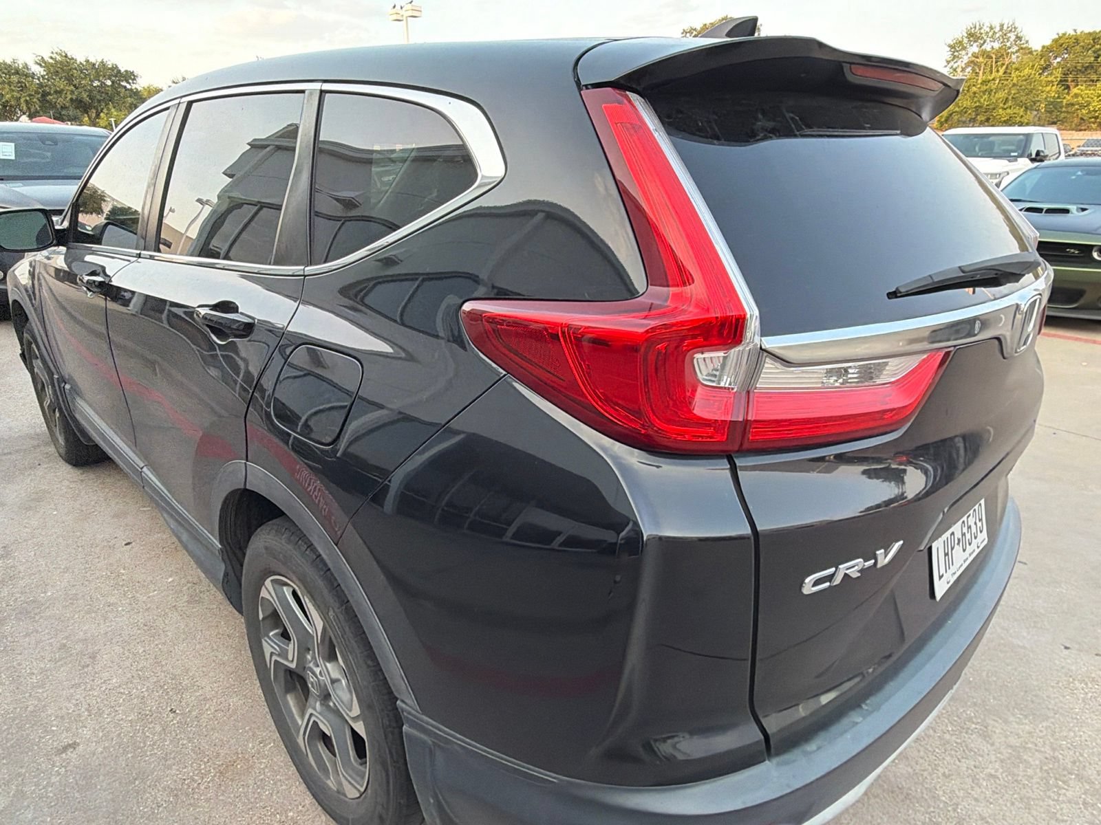 Used 2018 Honda CR-V EX-L image 6