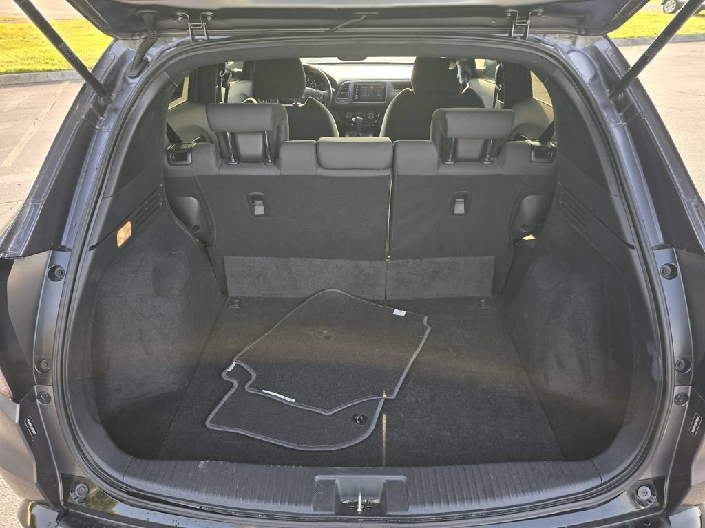 Used 2019 Honda HR-V Sport image 26
