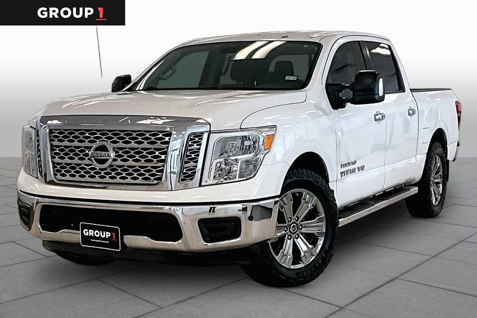 Used 2018 Nissan Titan SV w/ SV Convenience Package AWD/4WD image 1