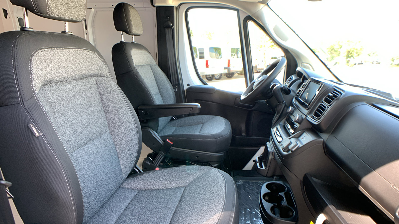 New 2025 RAM ProMaster 1500 w/ Convenience Group image 23