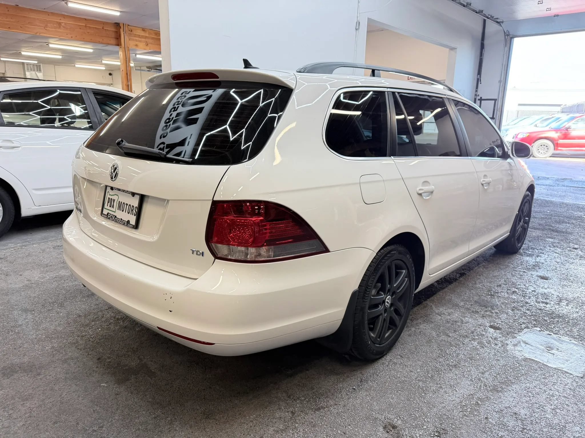 Used 2011 Volkswagen Jetta TDI FWD image 7