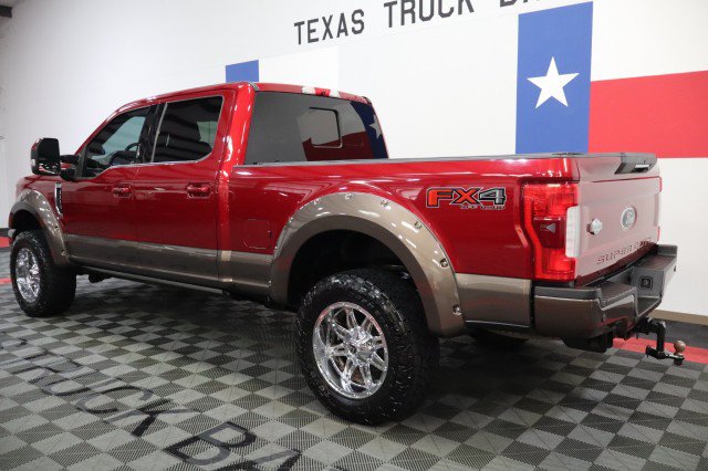 Used 2017 Ford F250 King Ranch w/ King Ranch Ultimate Package AWD/4WD image 5