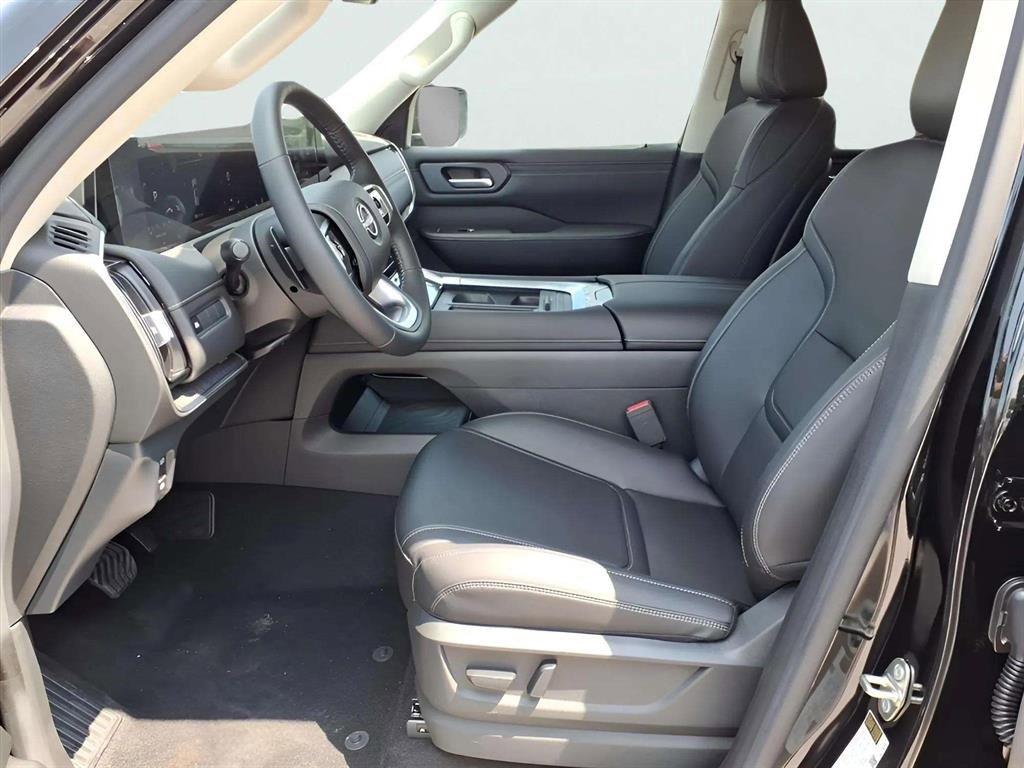 New 2026 Nissan Armada SV image 12