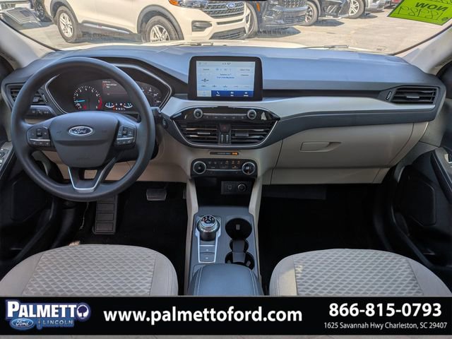 Used 2020 Ford Escape SE image 15