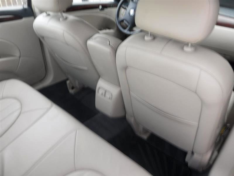Used 2006 Buick Lucerne CXL w/ Luxury Package FWD image 34