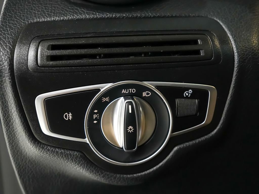 Used 2020 Mercedes-Benz GLC 63 AMG S image 24