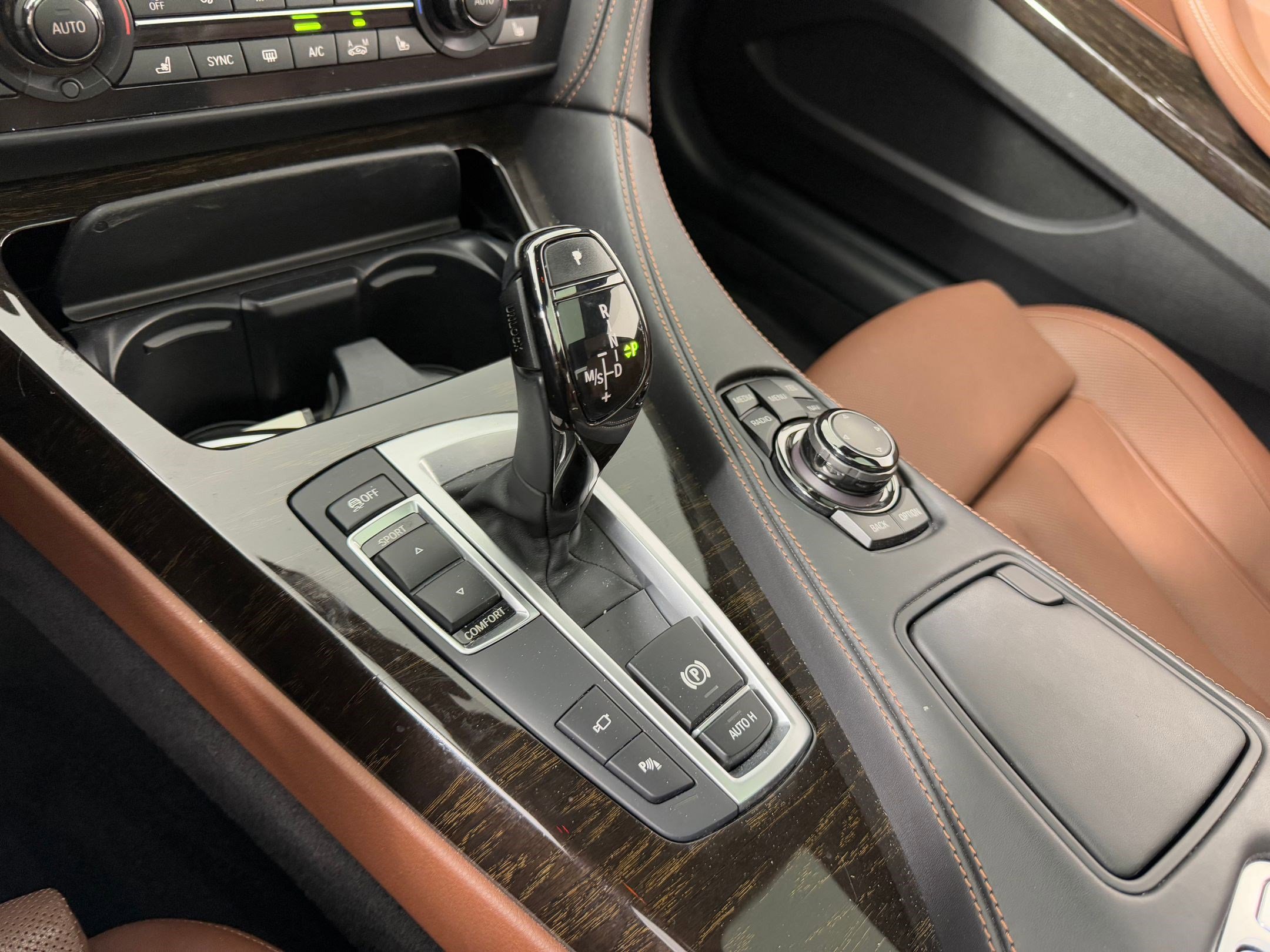 Used 2014 BMW 650i Coupe image 25