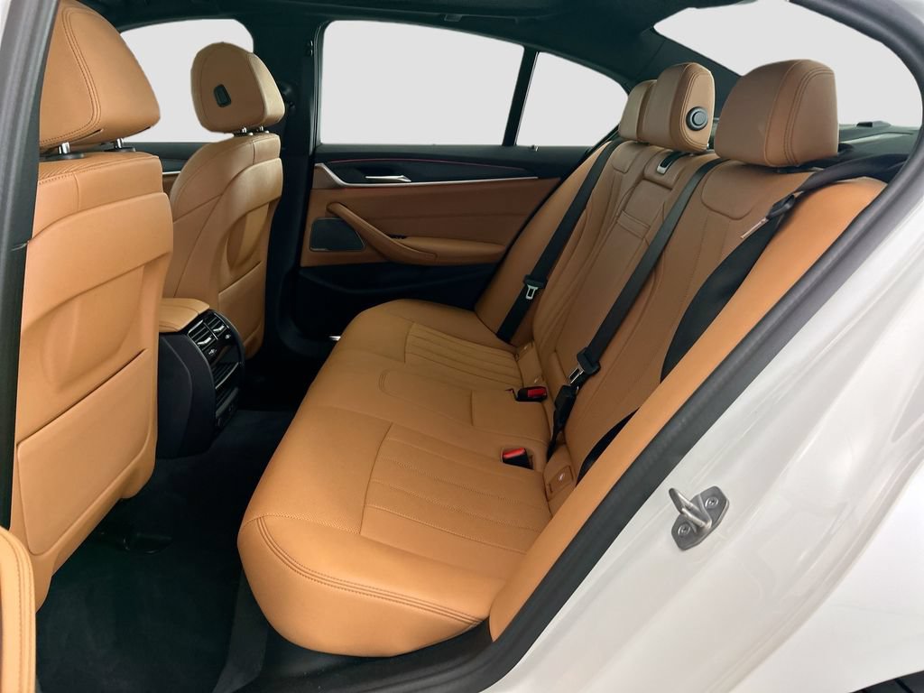 Certified 2023 BMW 530e w/ Premium Package RWD image 20