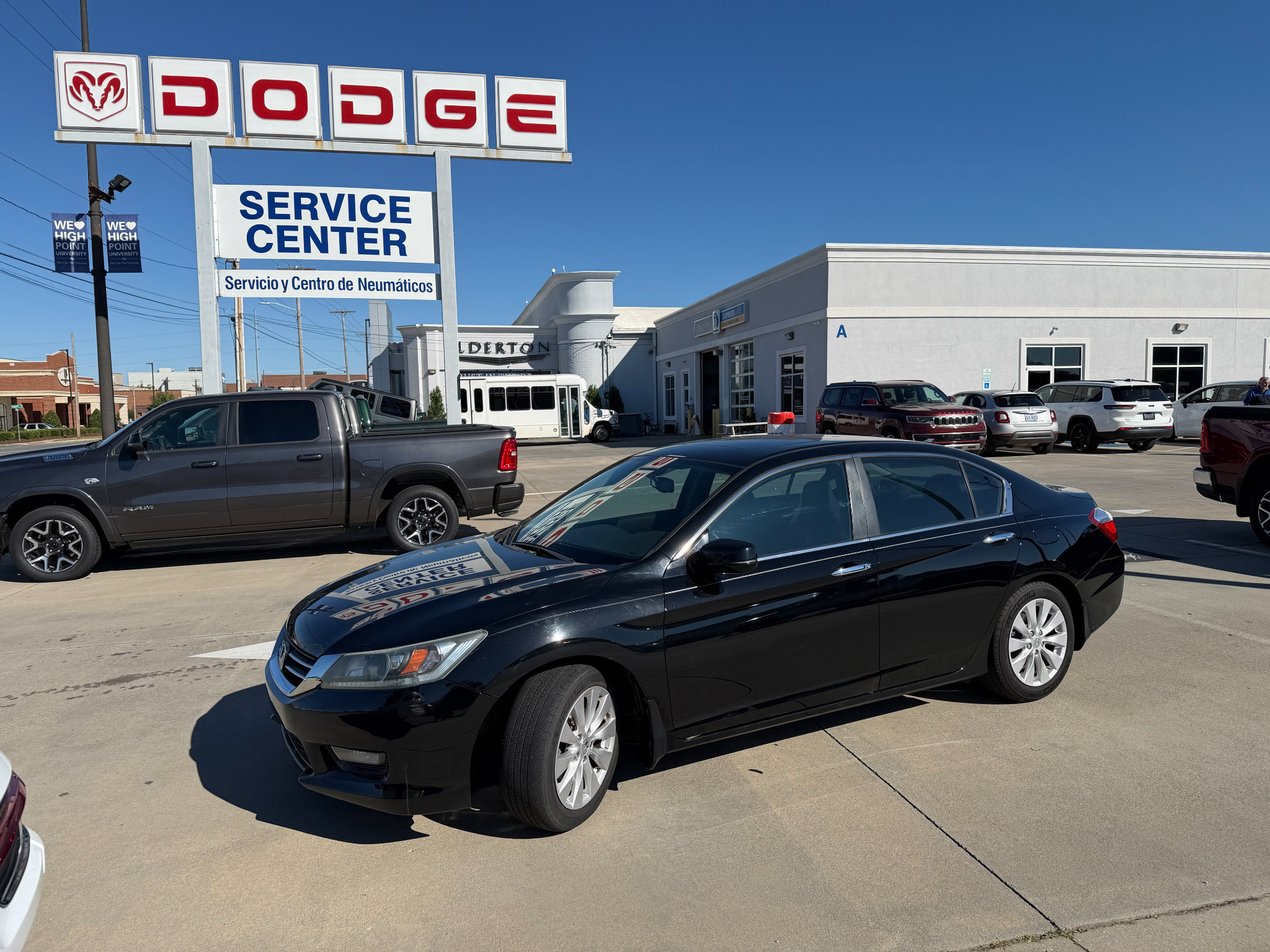 Used 2015 Honda Accord EX-L image 1