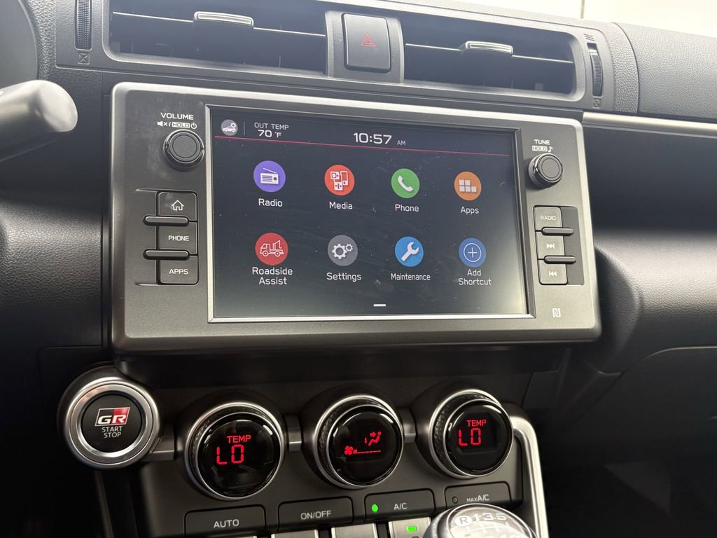 Used 2024 Toyota GR86 RWD image 10