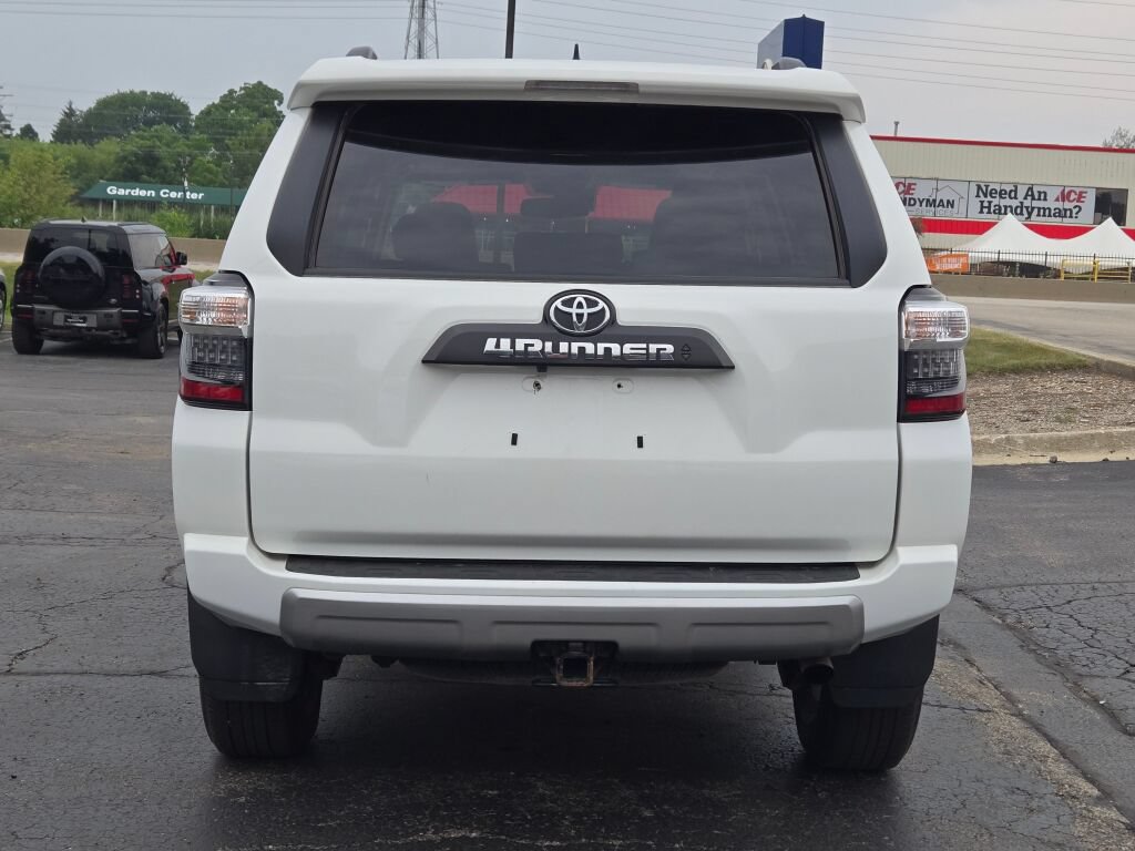Used 2023 Toyota 4Runner TRD Off-Road Premium w/ Moonroof Package AWD/4WD image 19