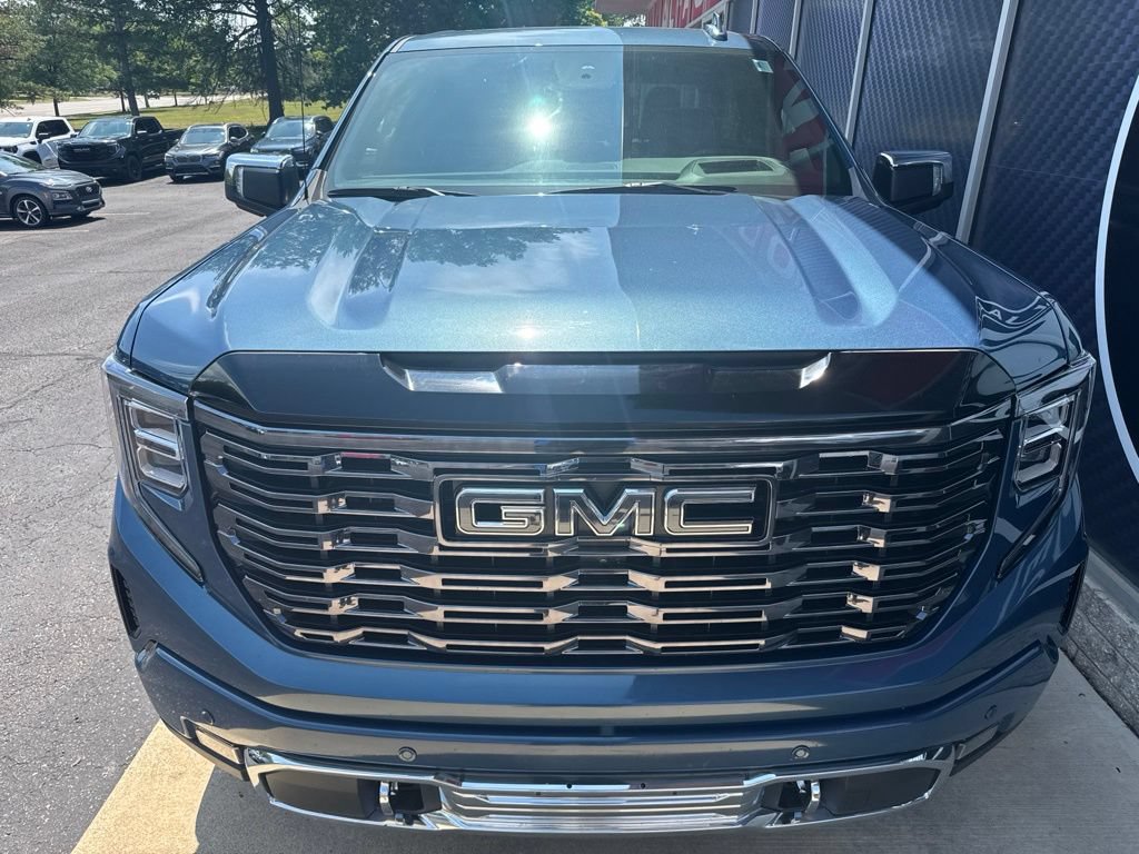Used 2025 GMC Sierra 1500 Denali Ultimate AWD/4WD image 9