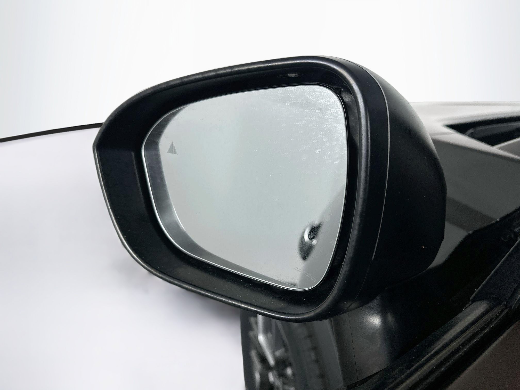 Used 2023 Nissan Rogue S FWD image 16