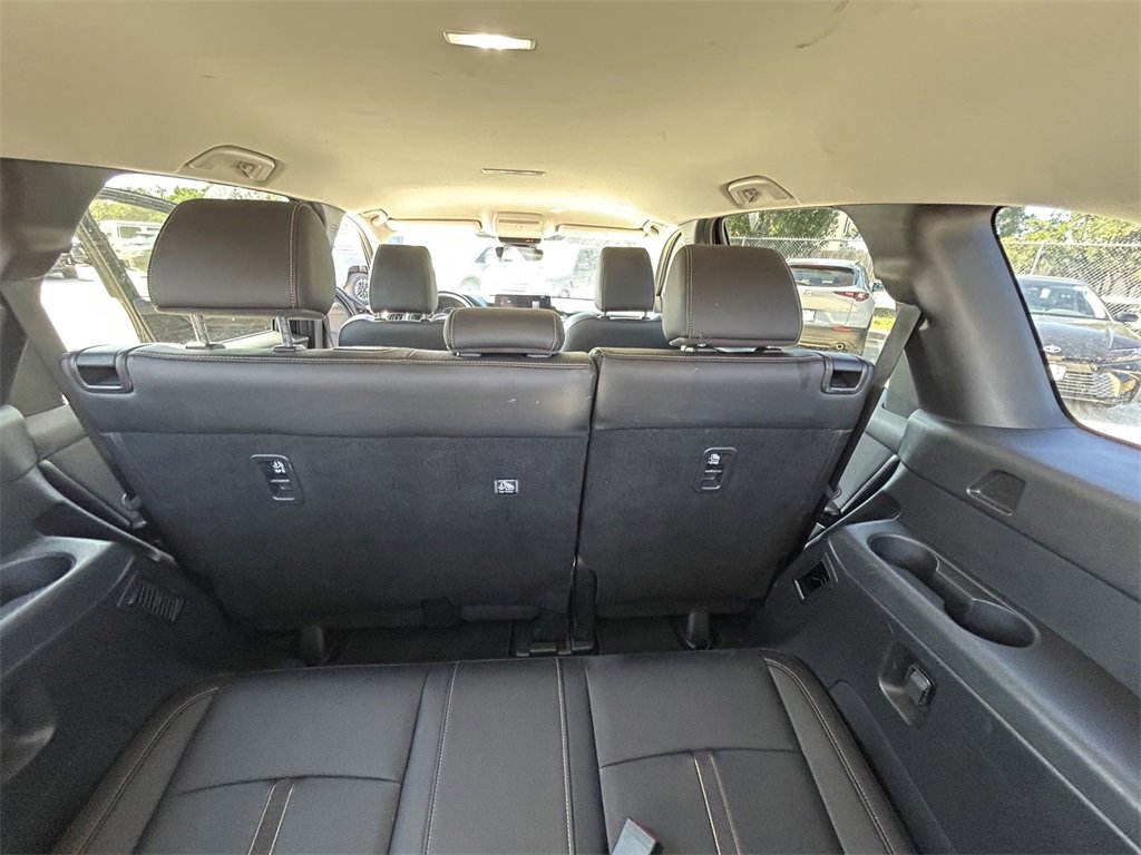 Used 2025 MAZDA CX-90 3.3 Turbo w/ Select Package image 16
