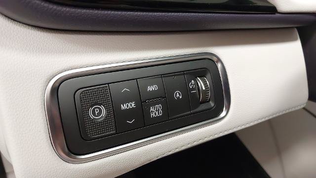 New 2027 Buick Enclave Avenir w/ LPO, Floor Liner Package AWD/4WD image 23