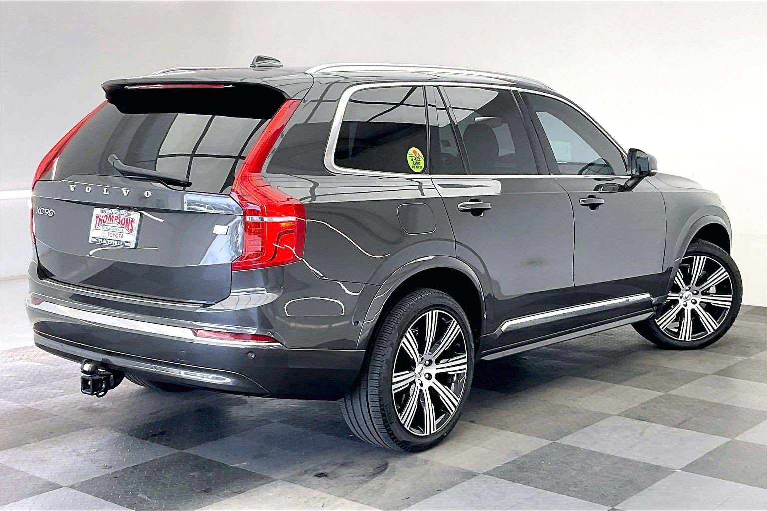 Used 2024 Volvo XC90 T8 Ultimate w/ Protection Package Premier AWD/4WD image 13