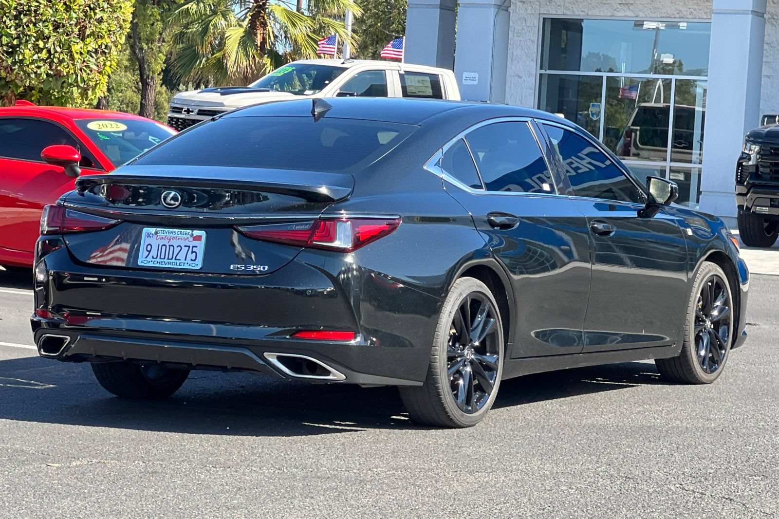 Used 2024 Lexus ES 350 F Sport w/ Accessory Package (Z2) FWD image 5
