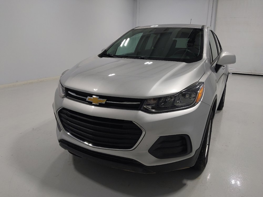 Used 2021 Chevrolet Trax LS w/ Tint and Cruise Package image 15