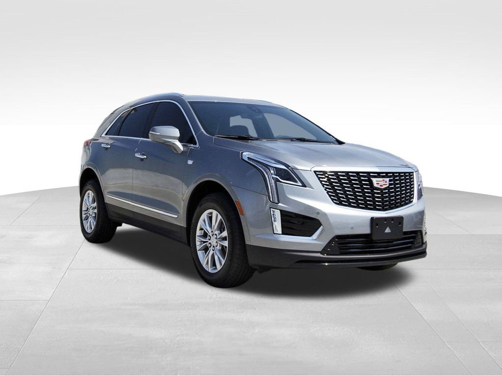 New 2025 Cadillac XT5 Luxury image 1
