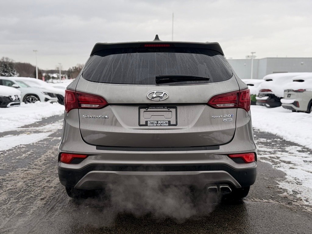 Used 2017 Hyundai Santa Fe Sport FWD image 5