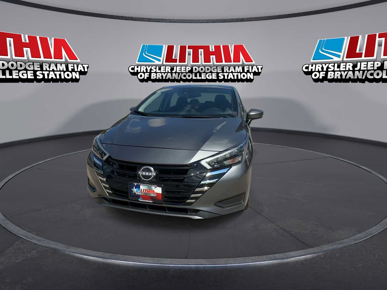 Used 2025 Nissan Versa SV w/ Trunk Package FWD image 3