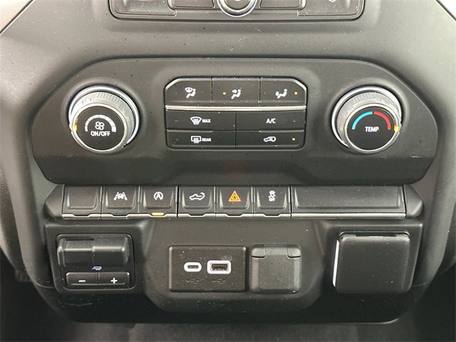 Used 2023 Chevrolet Silverado 1500 Custom image 13