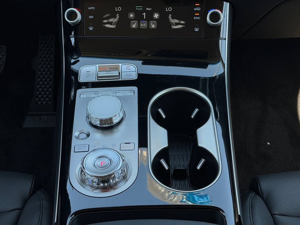 New 2026 Genesis GV70 2.5T AWD/4WD image 17
