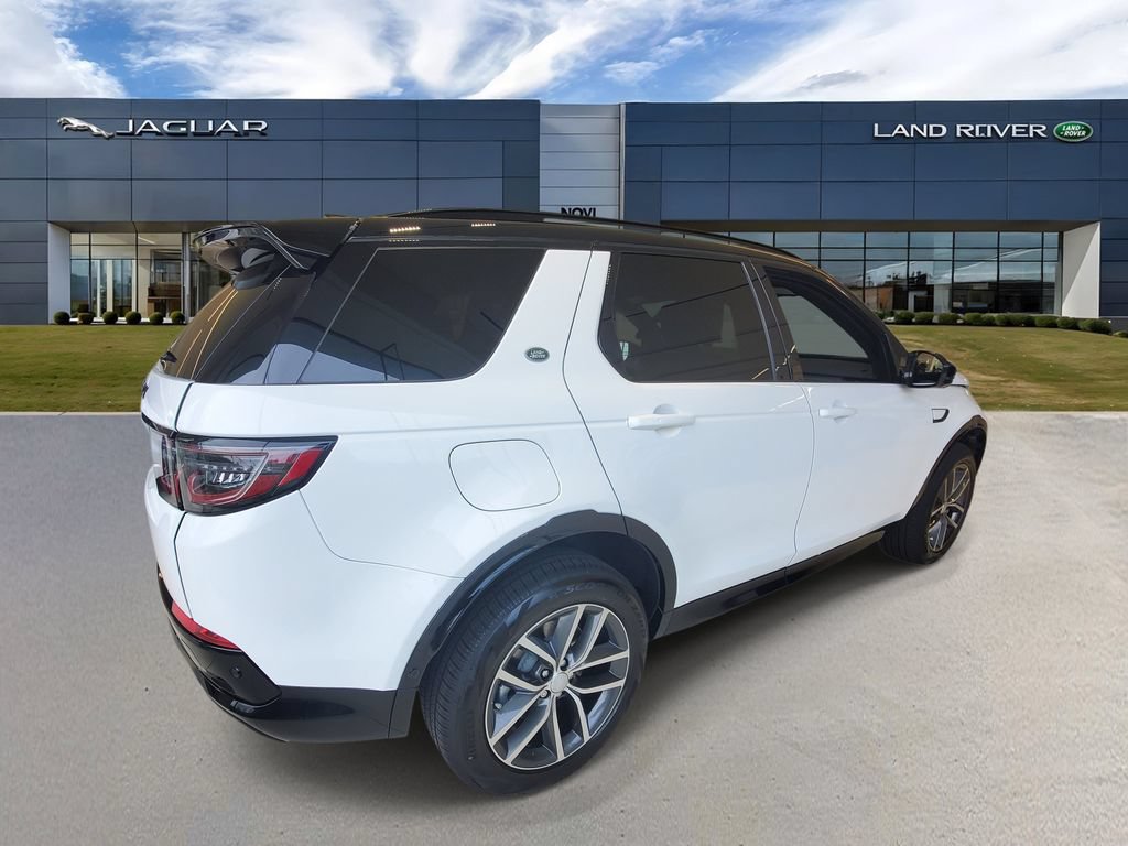 New 2026 Land Rover Discovery Sport Landmark AWD/4WD image 3