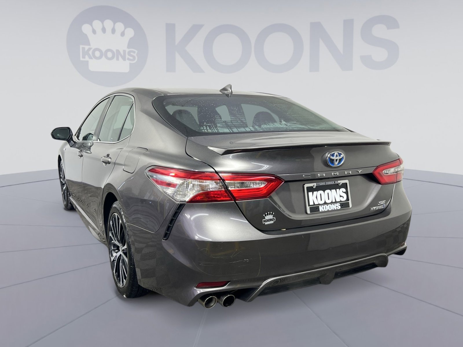 Used 2020 Toyota Camry SE image 4