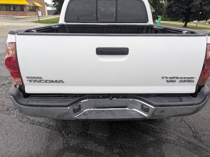 Used 2007 Toyota Tacoma PreRunner RWD image 8