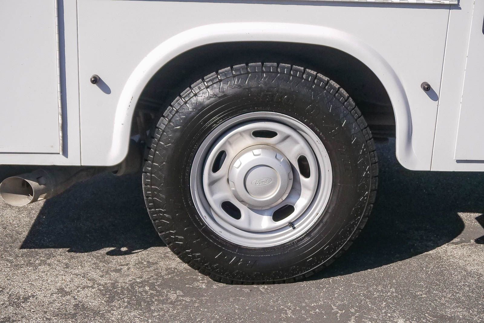 Used 2015 Ford F250 XL w/ Power Equipment Group RWD image 6