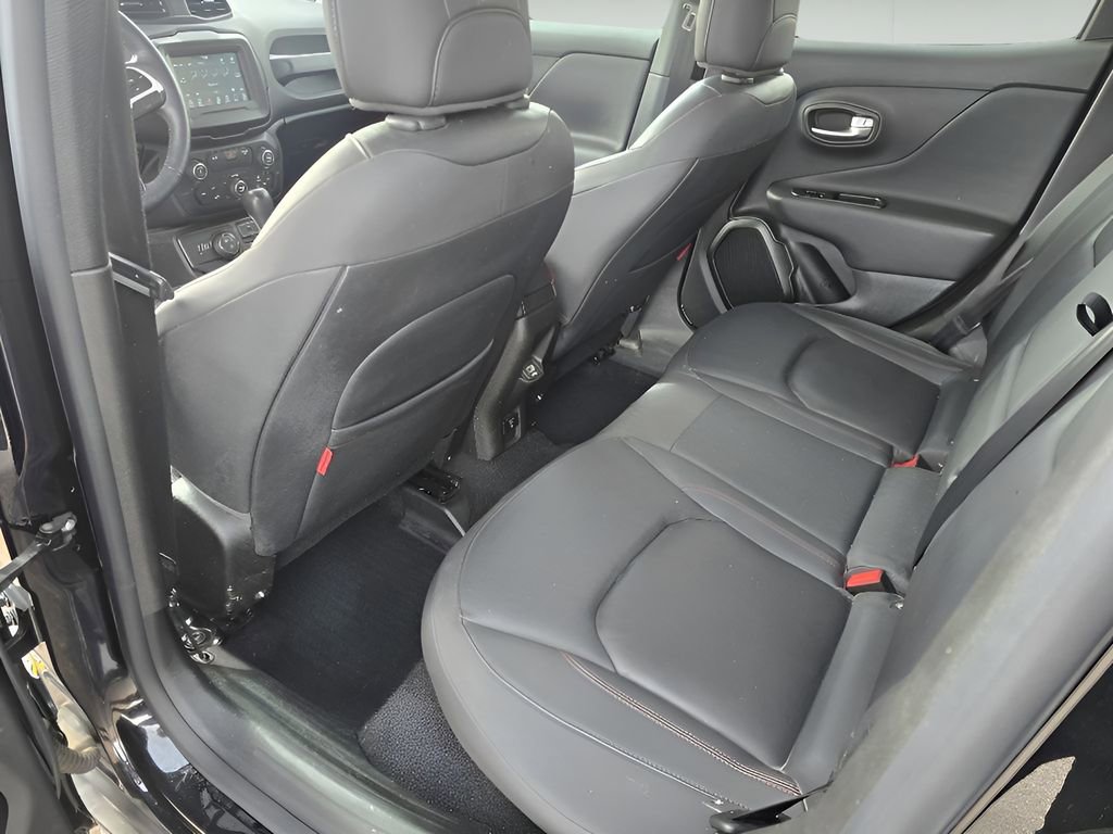 Used 2020 Jeep Renegade Trailhawk w/ Premium Leather Group image 15