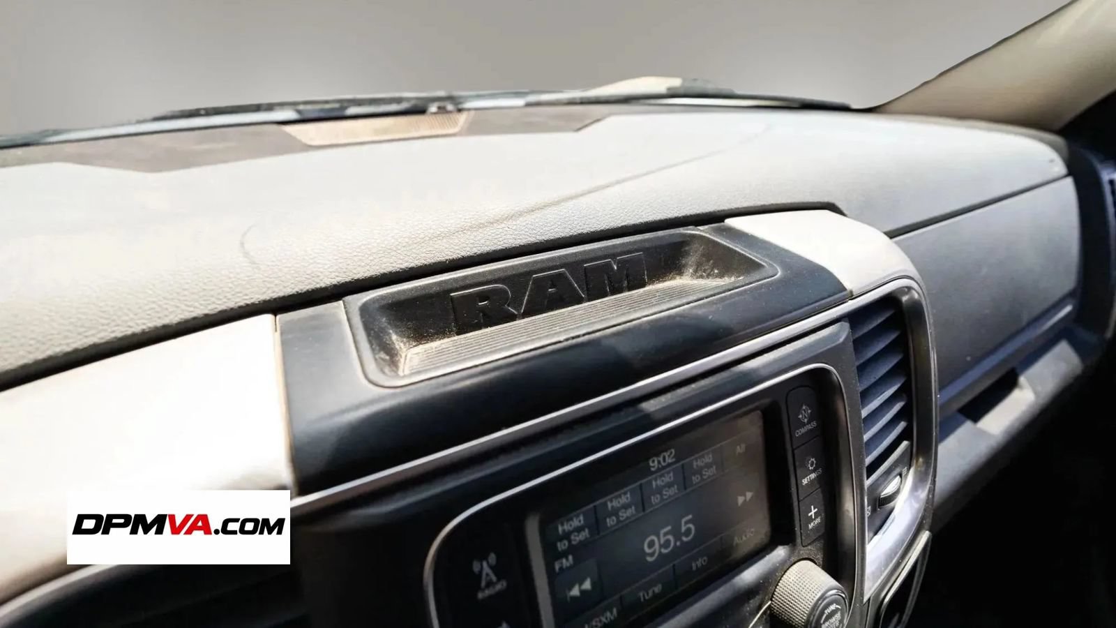 Used 2019 RAM 1500 Classic SLT w/ Protection Group AWD/4WD image 35
