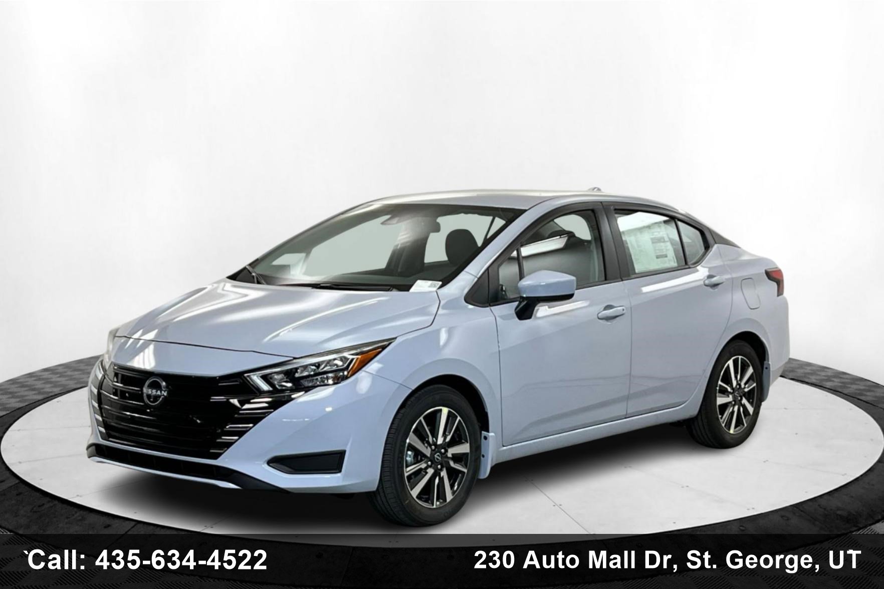 New 2025 Nissan Versa SV w/ Trunk Package