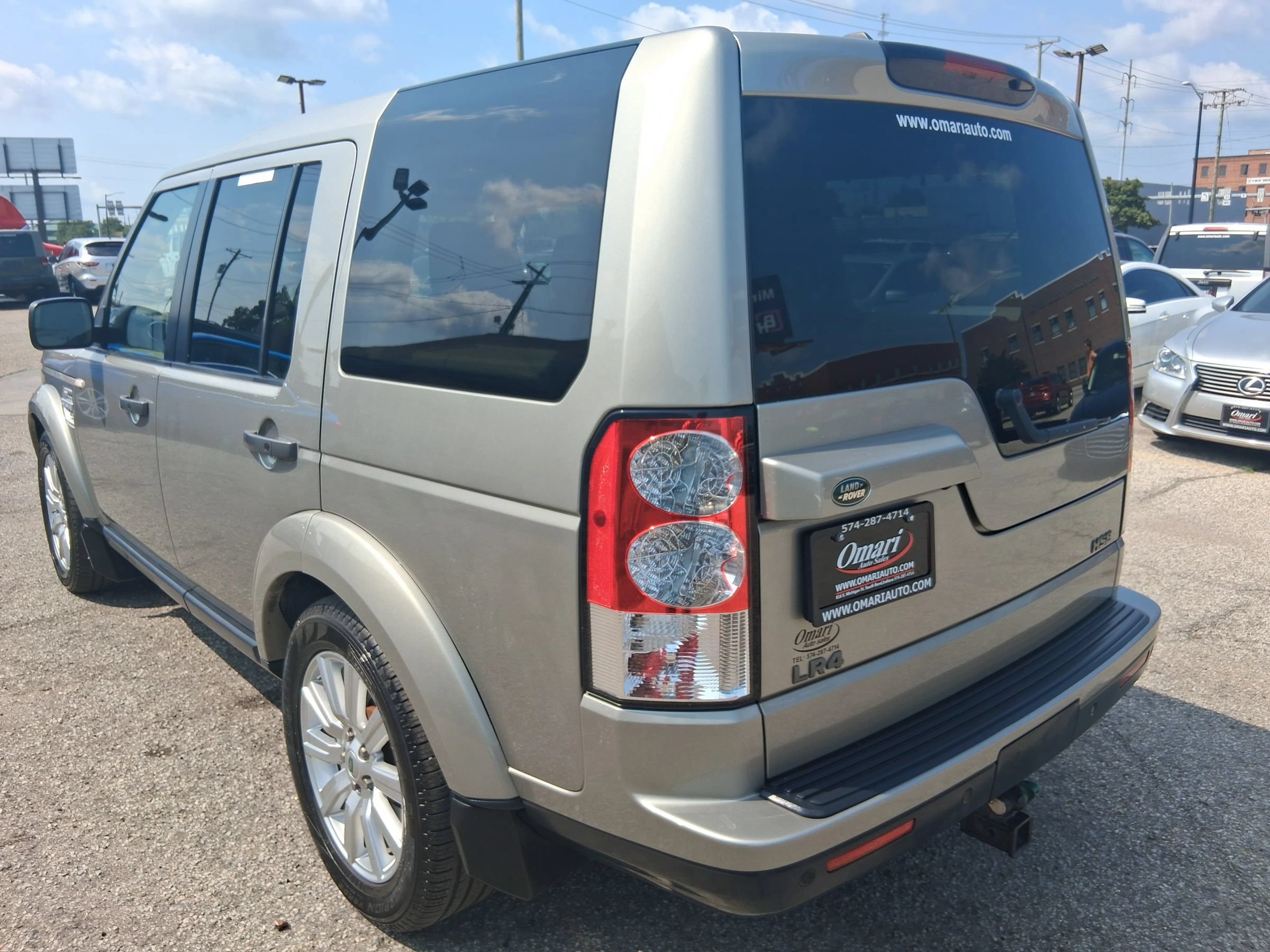 Used 2012 Land Rover LR4 HSE AWD/4WD image 4