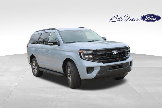 New 2027 Ford Expedition Active RWD image 2