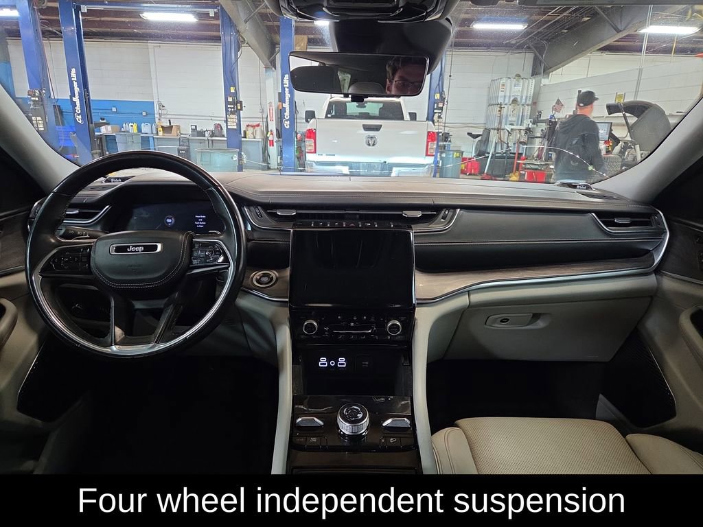 Used 2022 Jeep Grand Cherokee L Overland w/ Luxury Tech Group IV image 13