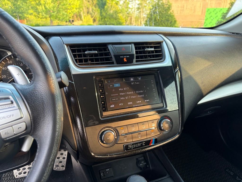 Used 2016 Nissan Altima 2.5 SR FWD image 21