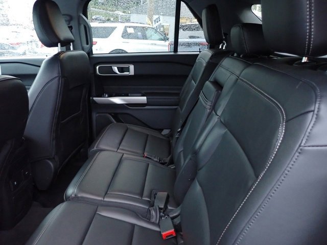 Certified 2023 Ford Explorer XLT w/ Equipment Group 202A image 18