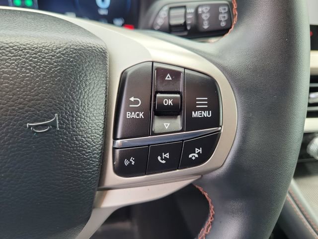 Used 2026 Ford Explorer Active RWD image 6