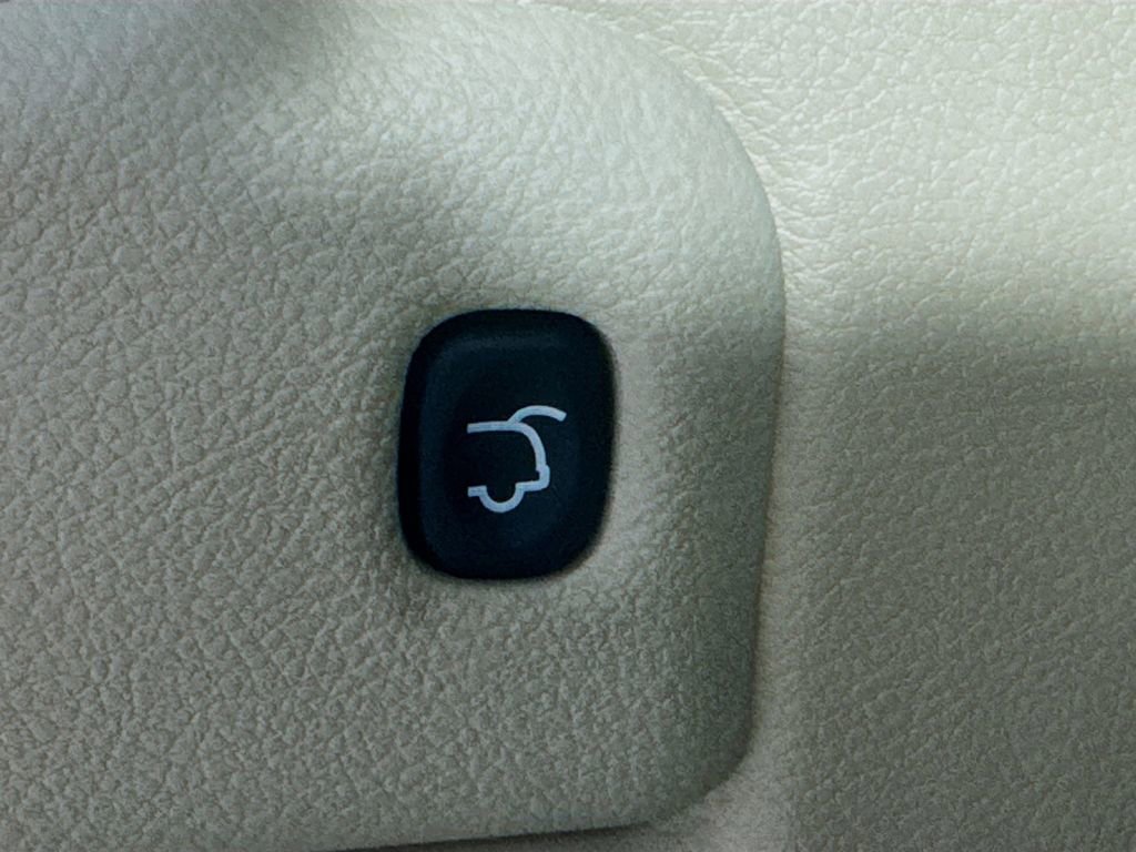 Used 2022 Jeep Grand Cherokee Limited image 34