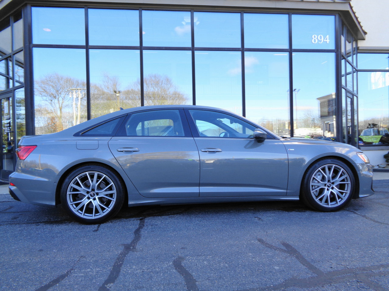 Used 2023 Audi A6 Premium Plus image 4
