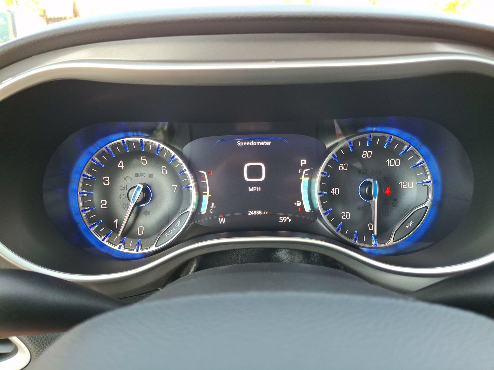 Certified 2025 Chrysler Pacifica Select FWD image 14