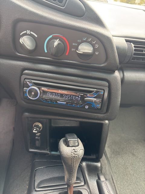 Used 1996 Chevrolet Camaro LT RWD image 15