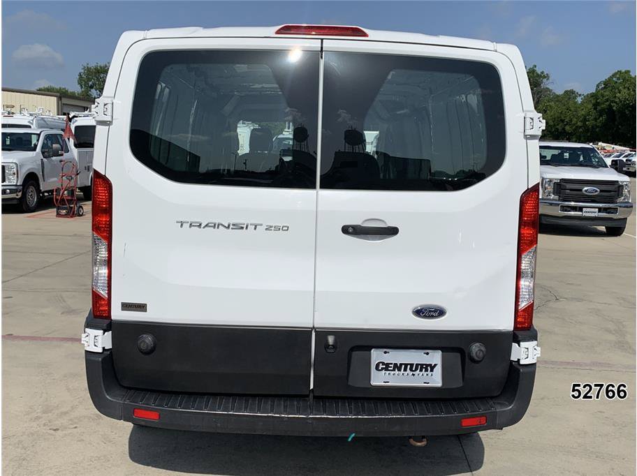 Used 2020 Ford Transit 250 Low Roof RWD image 7