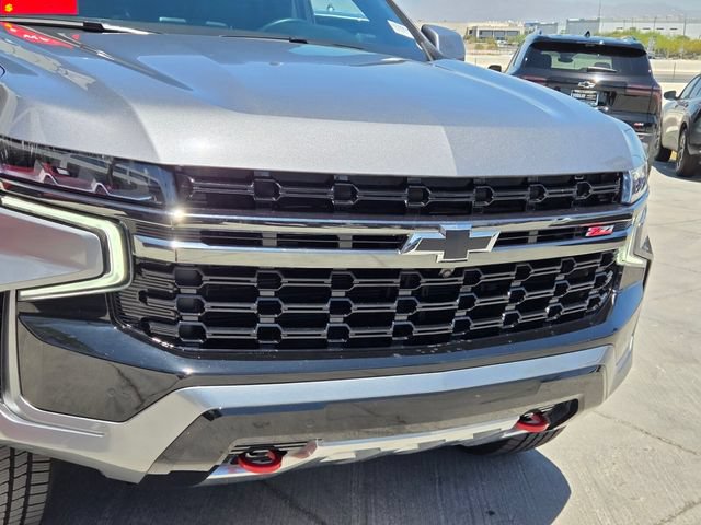 Certified 2022 Chevrolet Tahoe Z71 w/ Luxury Package AWD/4WD image 8