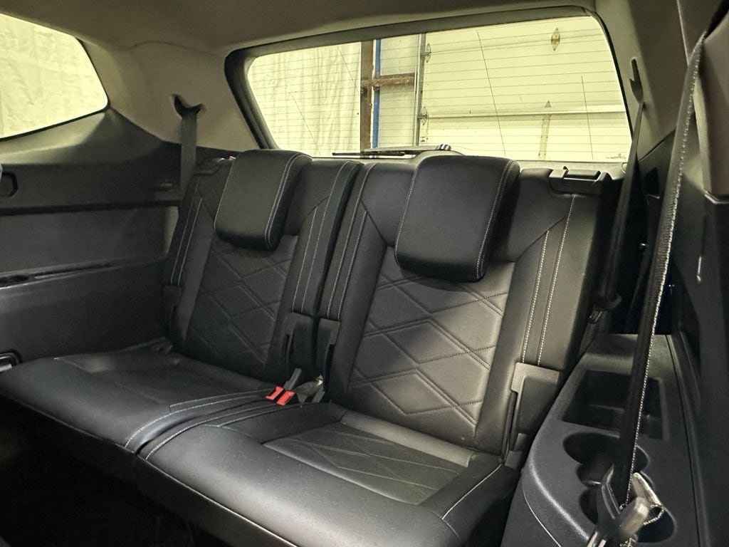 Used 2025 Volkswagen Atlas SE AWD/4WD image 50