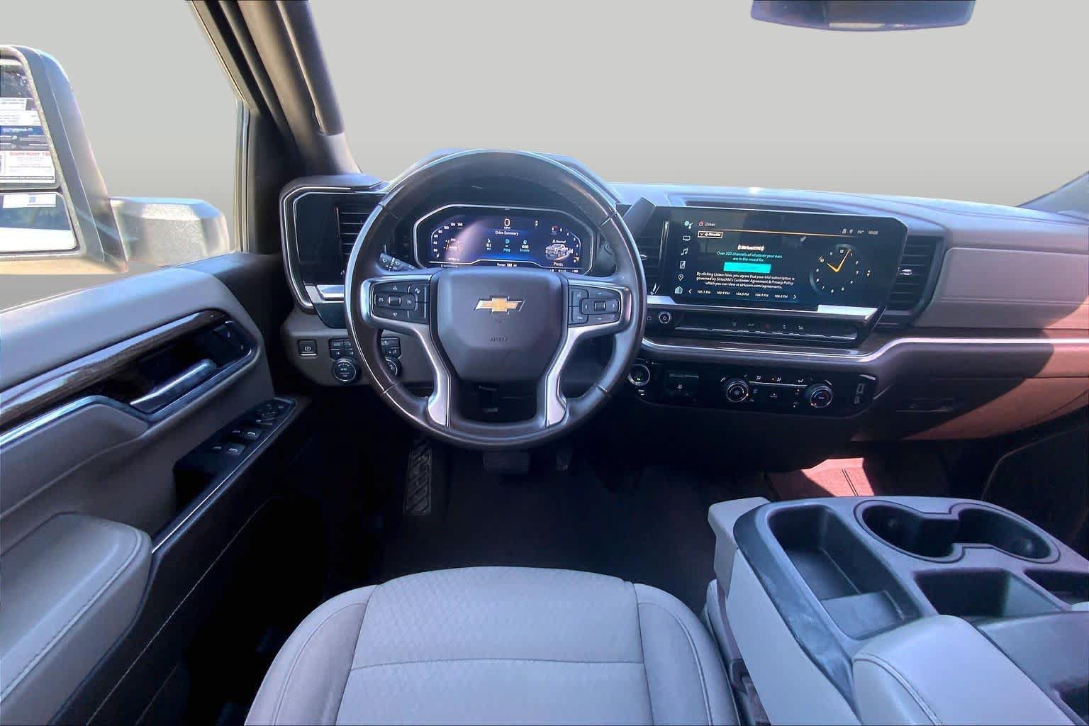 Used 2024 Chevrolet Silverado 2500 LT w/ LPO, Dark Essentials Package AWD/4WD image 6